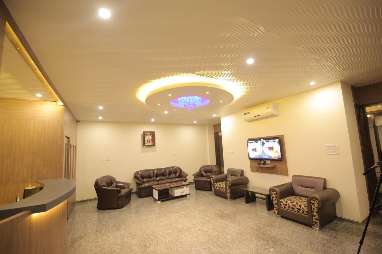 Saubhagya Inn International Lucknow Eksteriør billede