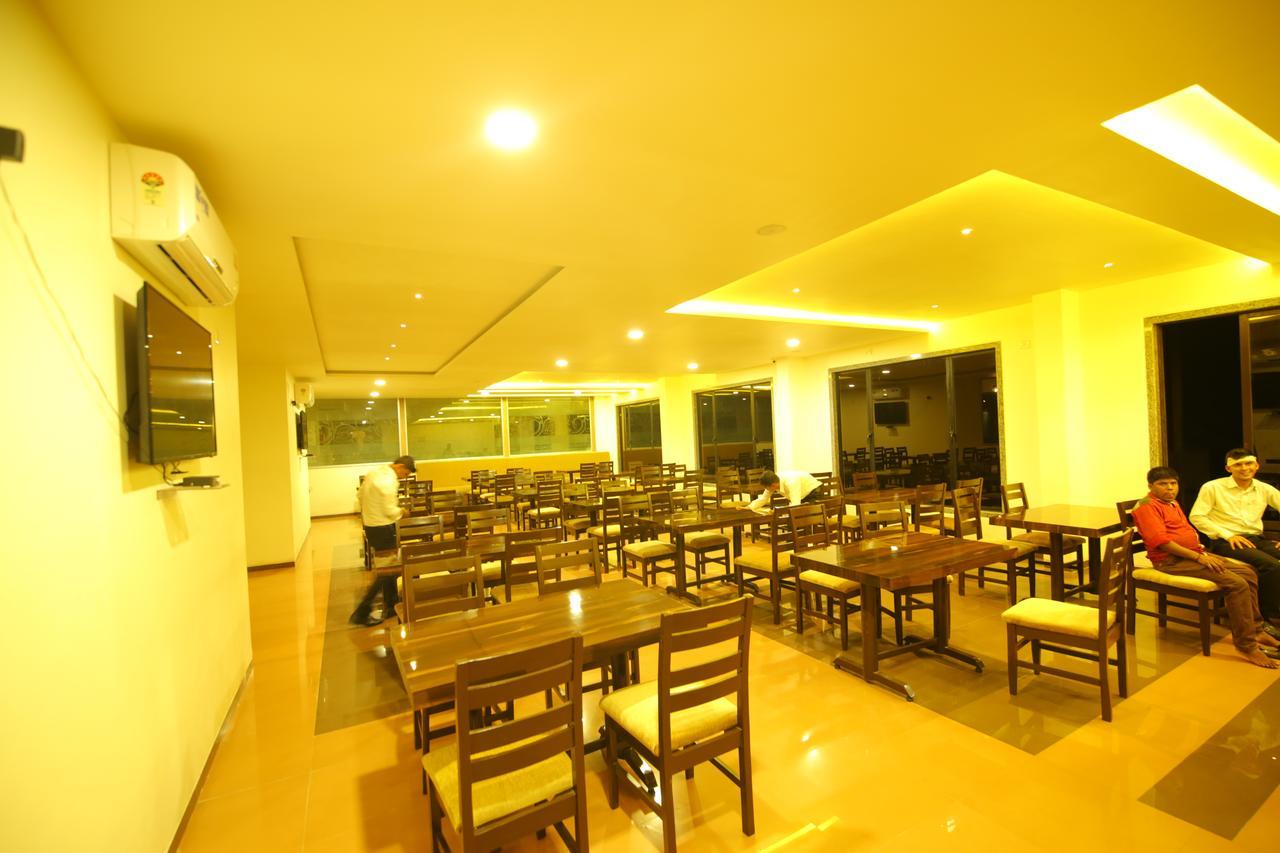 Saubhagya Inn International Lucknow Eksteriør billede