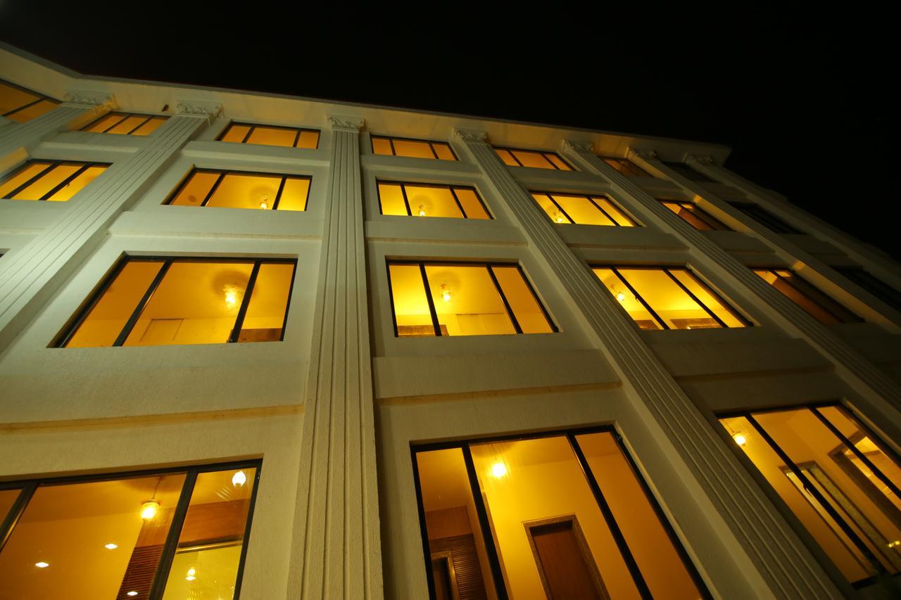Saubhagya Inn International Lucknow Eksteriør billede